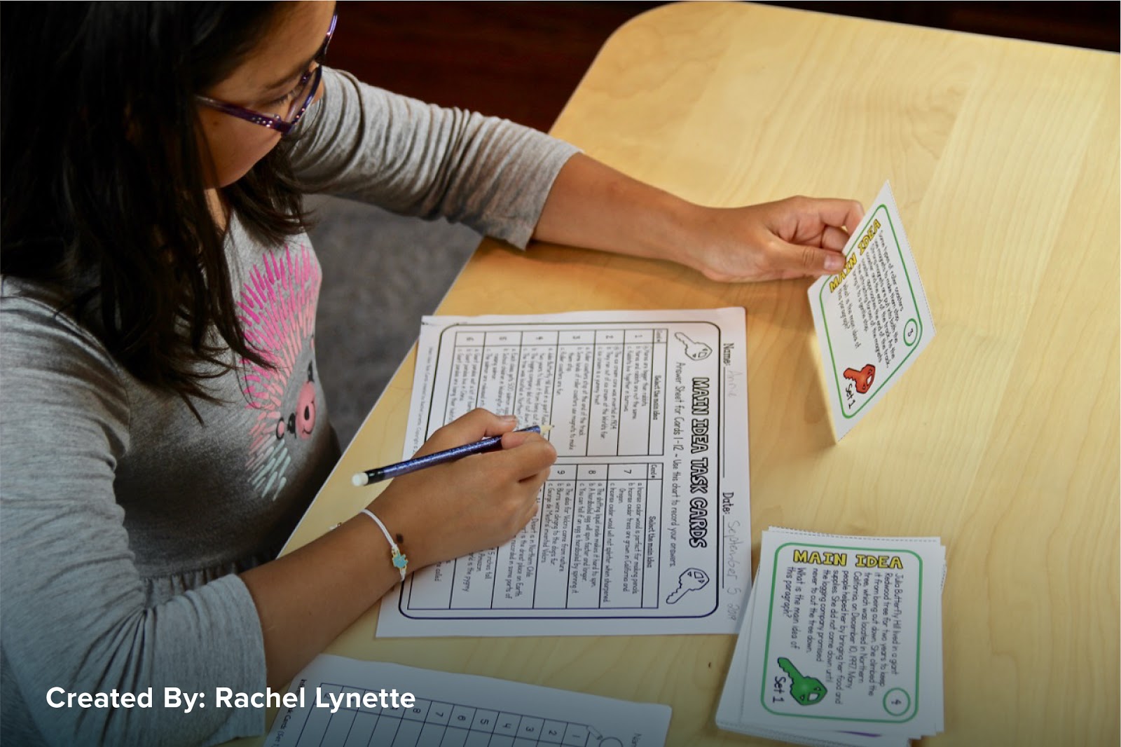 Rachel Lynette's student works on task cards. (Source: Adam Calabrese)