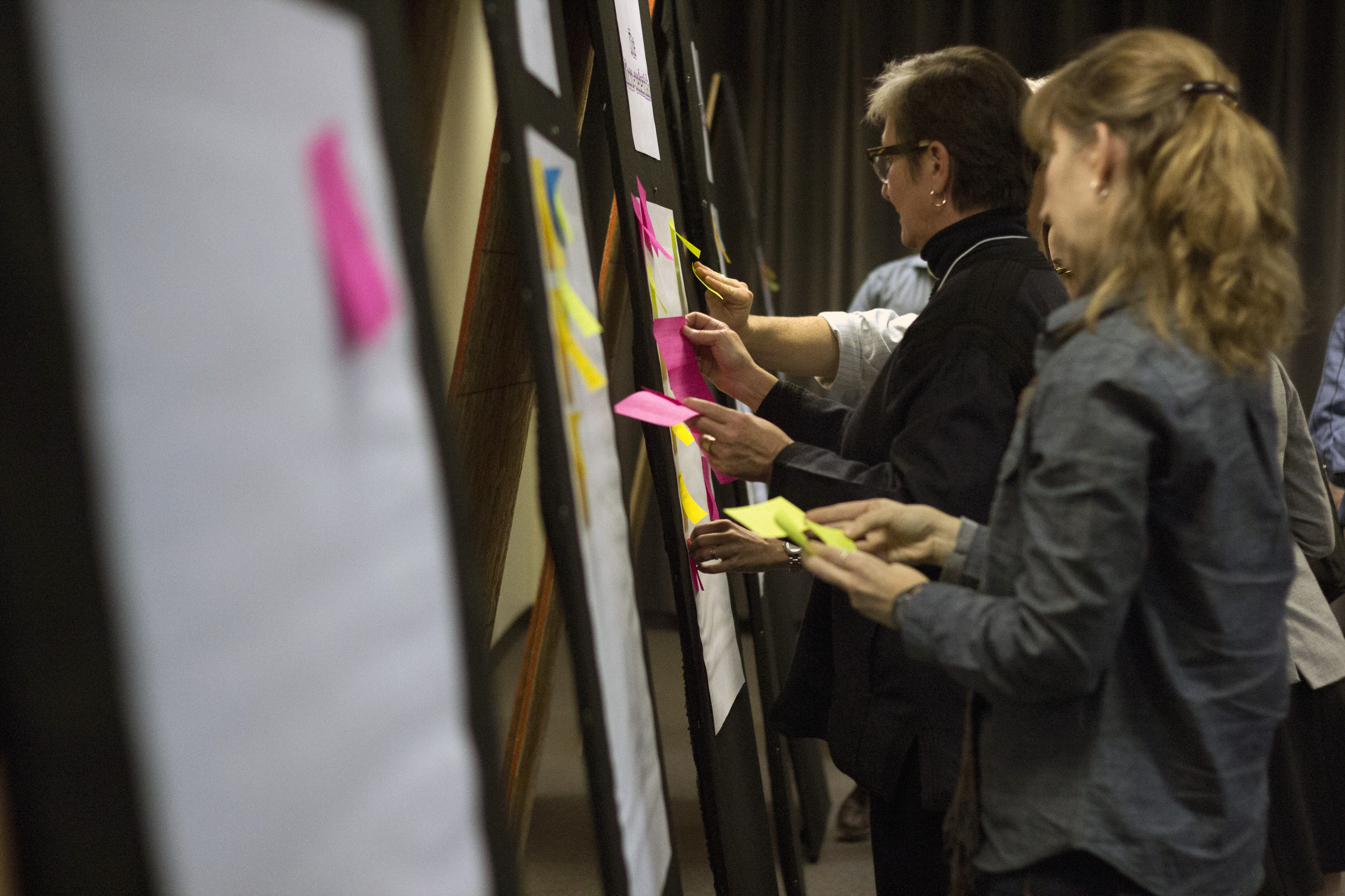 Summit participants share thoughts on incentivizing micro-credentialing. (Jenny Shin)