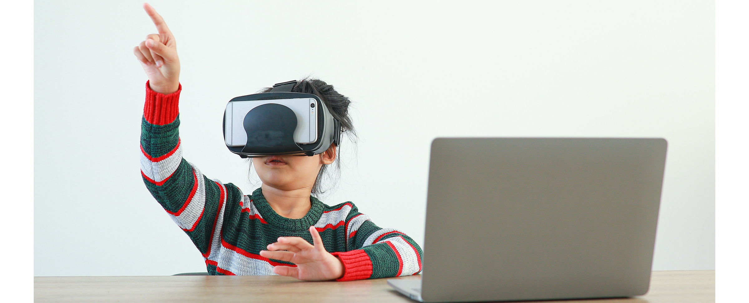 student_in_metaverse-1644980672.jpg