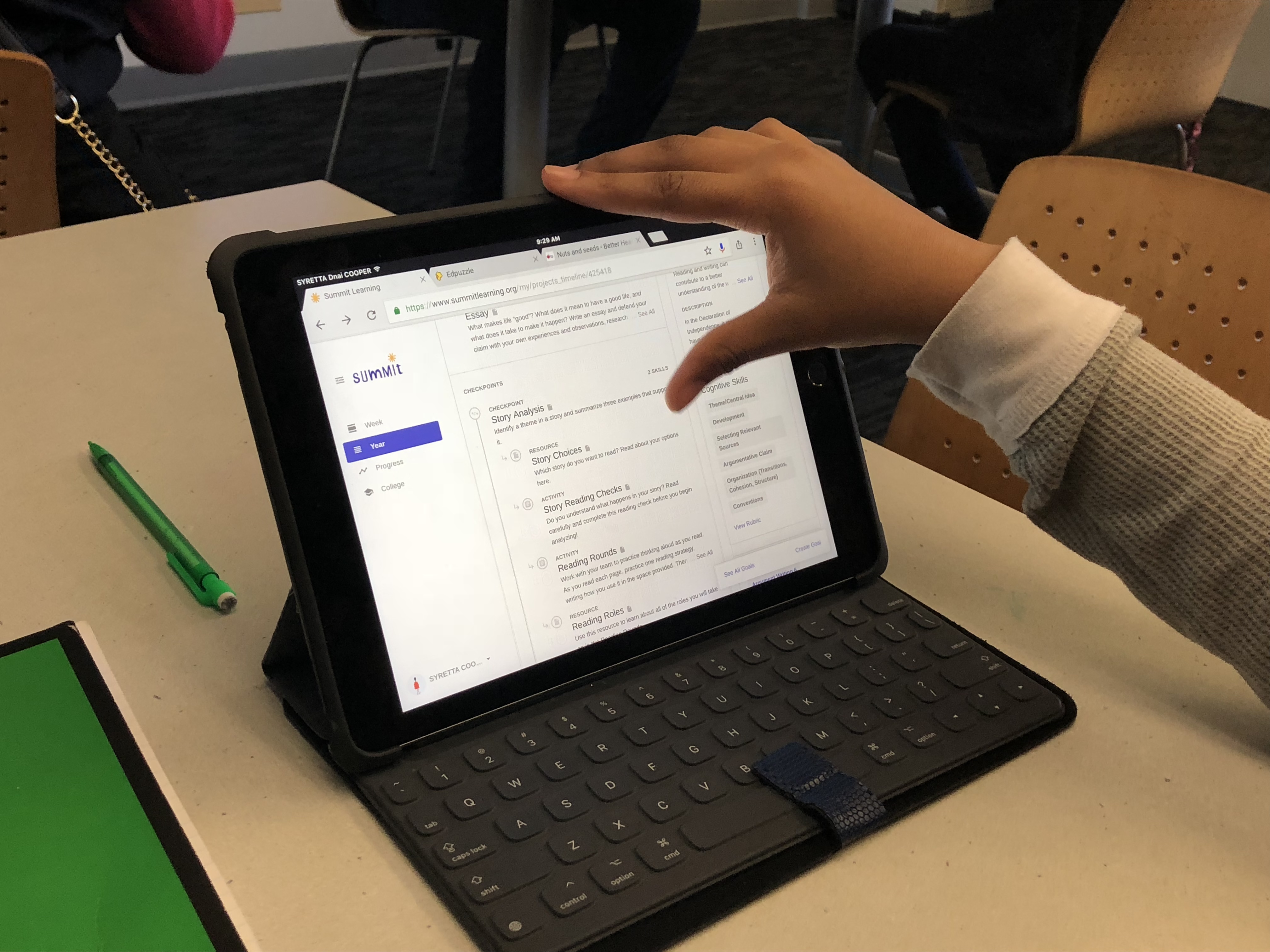 Students at Howard Middle School Using Summit Learning. Photo Credit: Jenny Abamu
