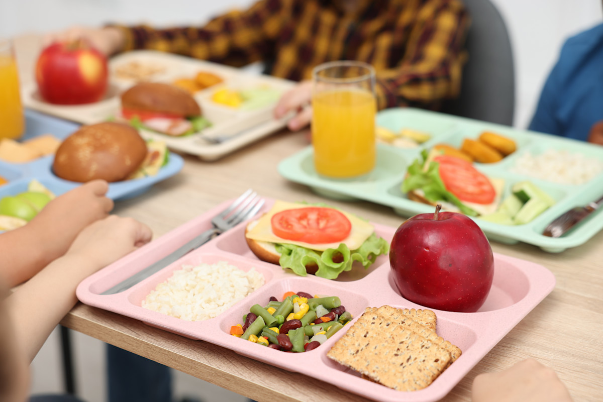 Schools Scramble as Budget Cuts Force Reset of Free Lunch Programs