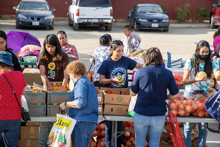 Princesa Ceballos volunteering at a community food distribution event. Photo by Rod Thornburg for EdSurge.