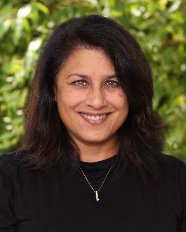 Sujata Bhatt
