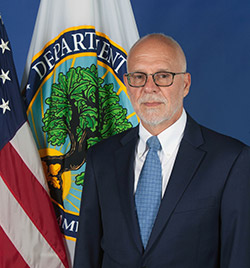Mark Schneider