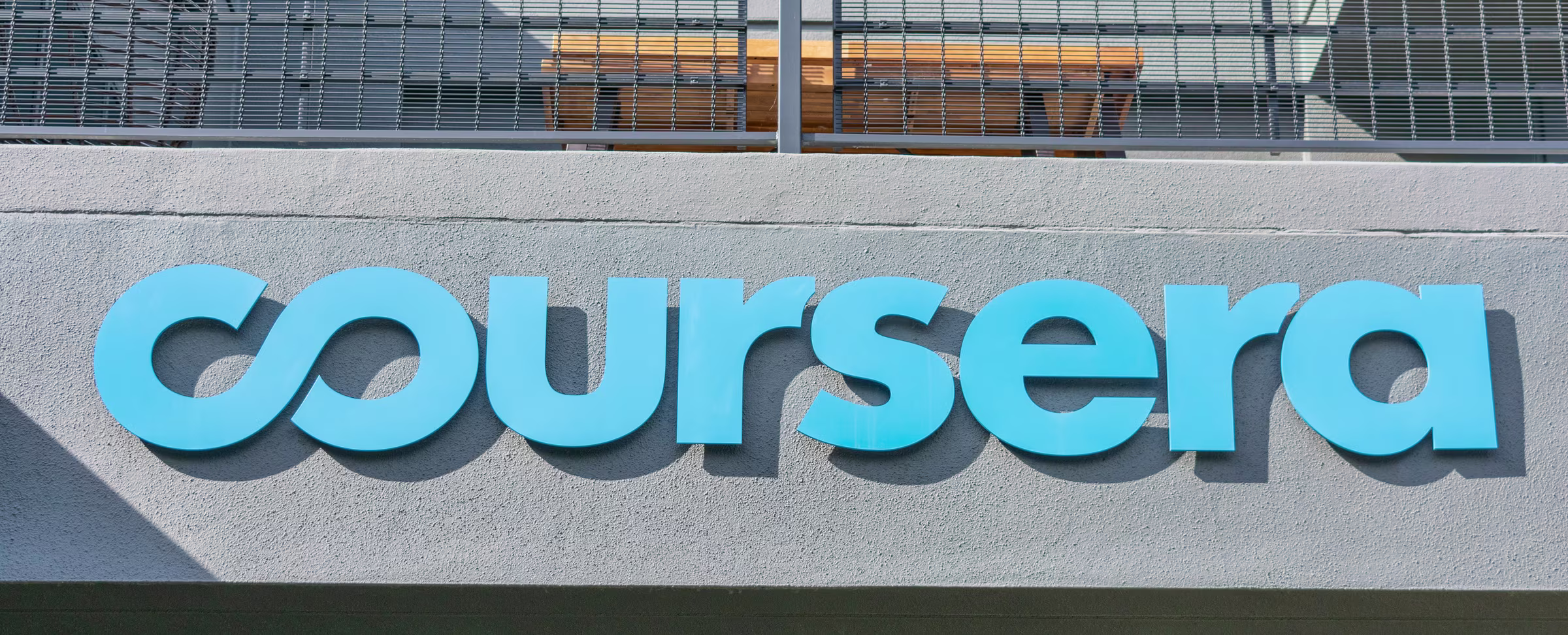 MOOC Pioneer Coursera Tries a New Push: Selling Courseware to Colleges