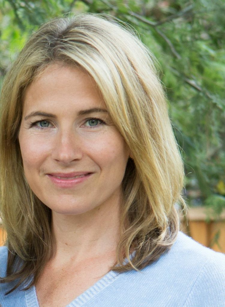 Jennifer Carolan