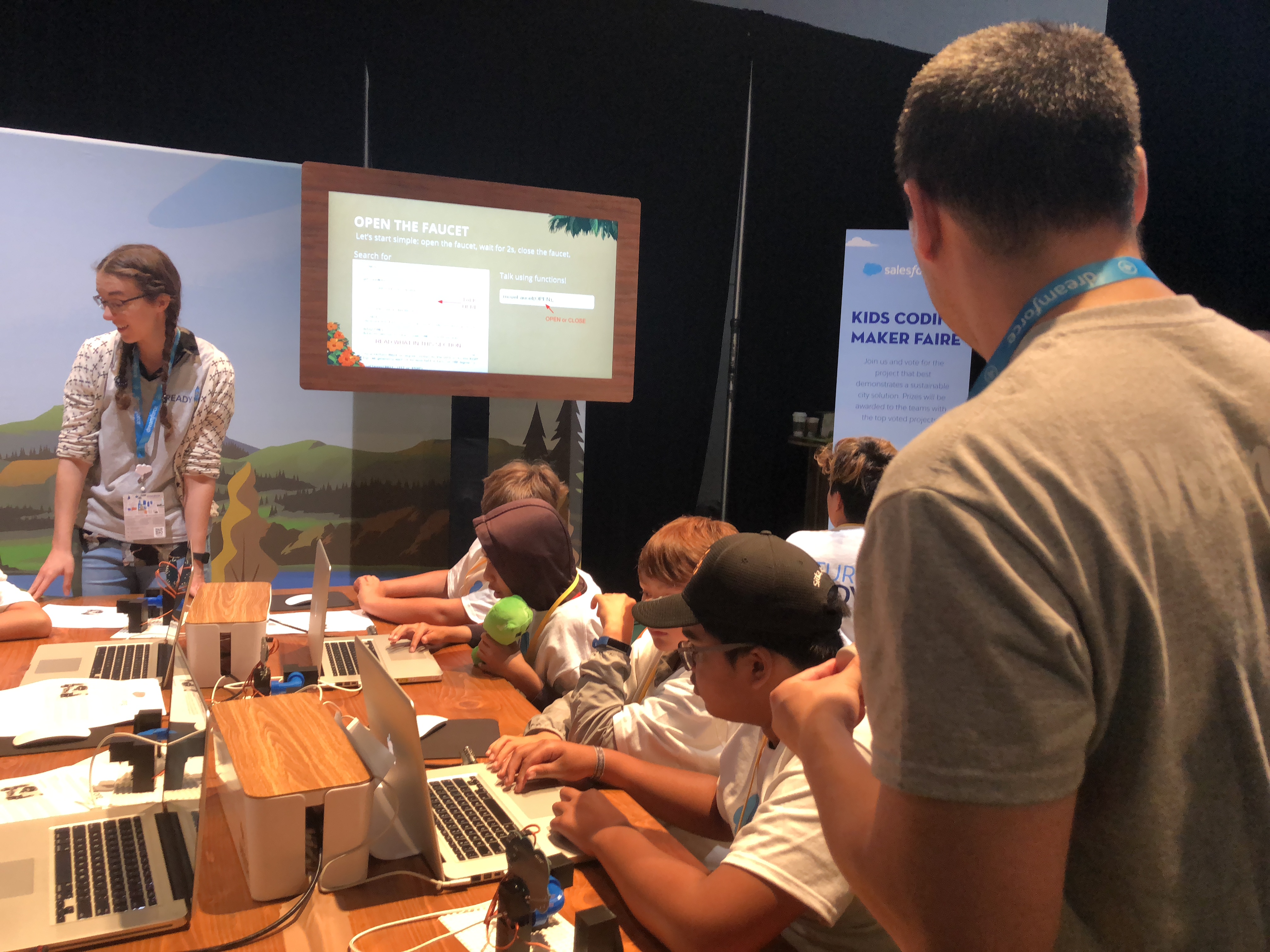 Students learn coding skills at Dreamforce.