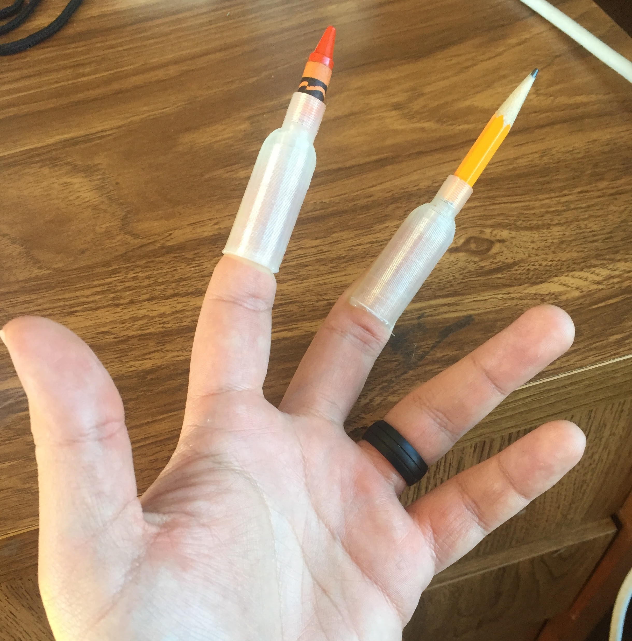 3D printed crayon holder