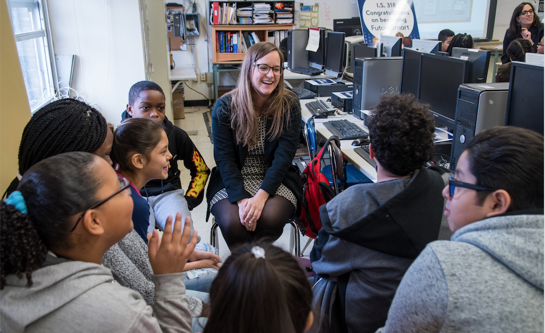 Students interacting with the FutureSmart Digital program. Images credit: EVERFI
