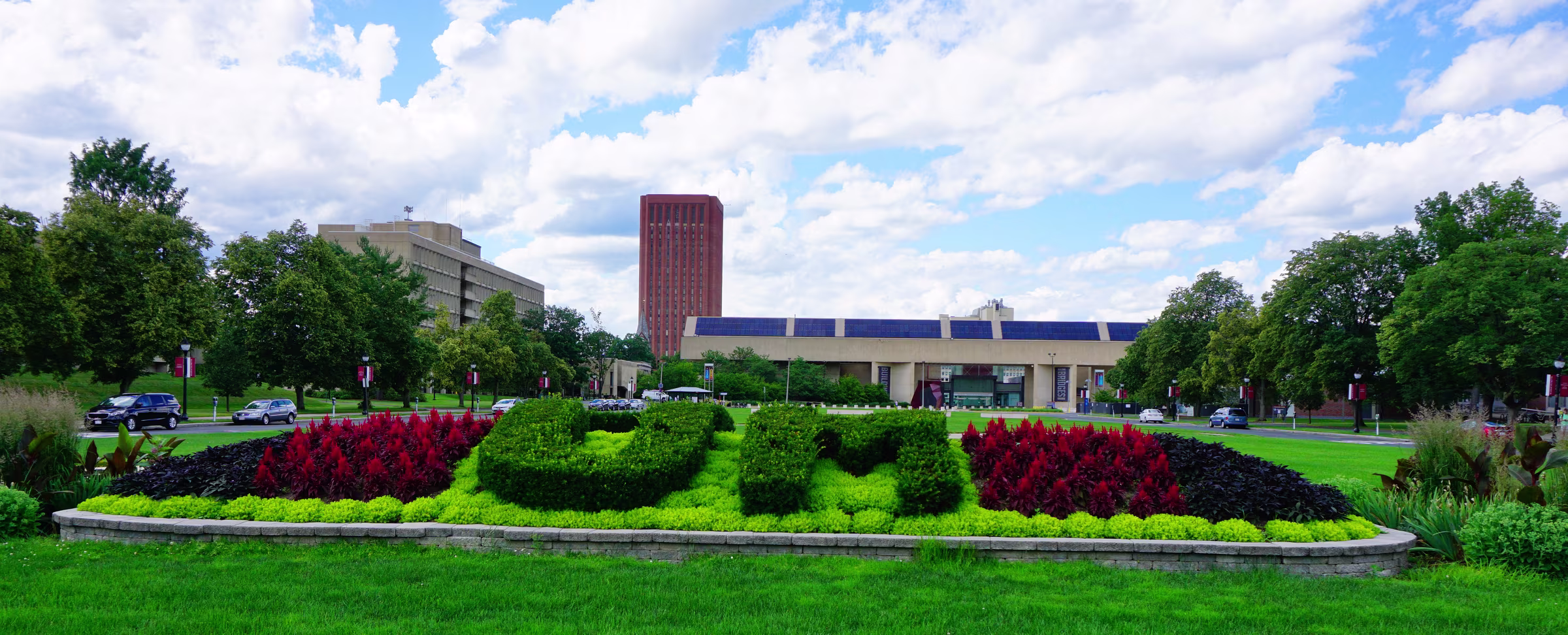 UMass Will Build a National Online College. But What About Its Previous Online Offshoot?