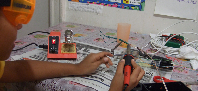 rov-making-in-apt-1427660412-1428754146-1428759647.jpg