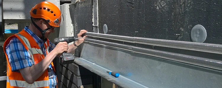 Montering af FireFree Hulrumsventiler i ventilerede facader.