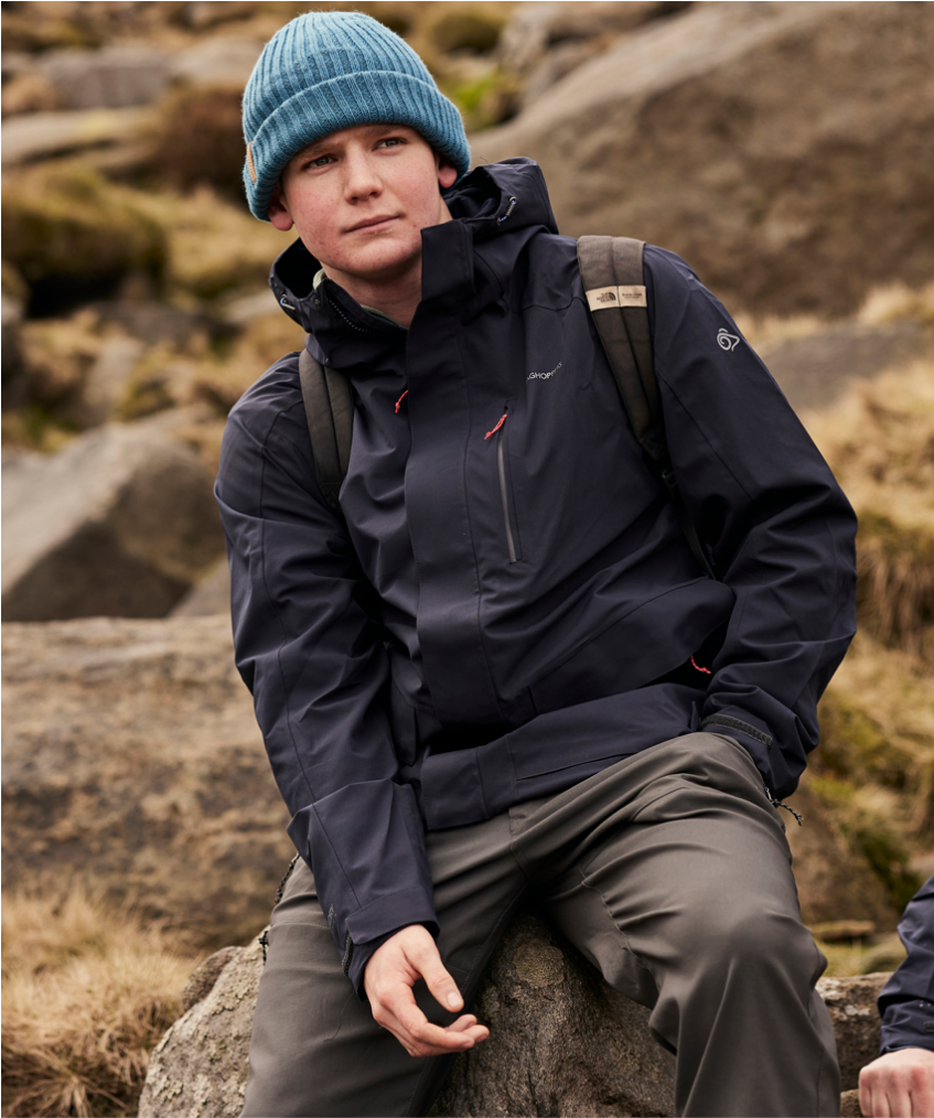 Tom - Assistant Manager 