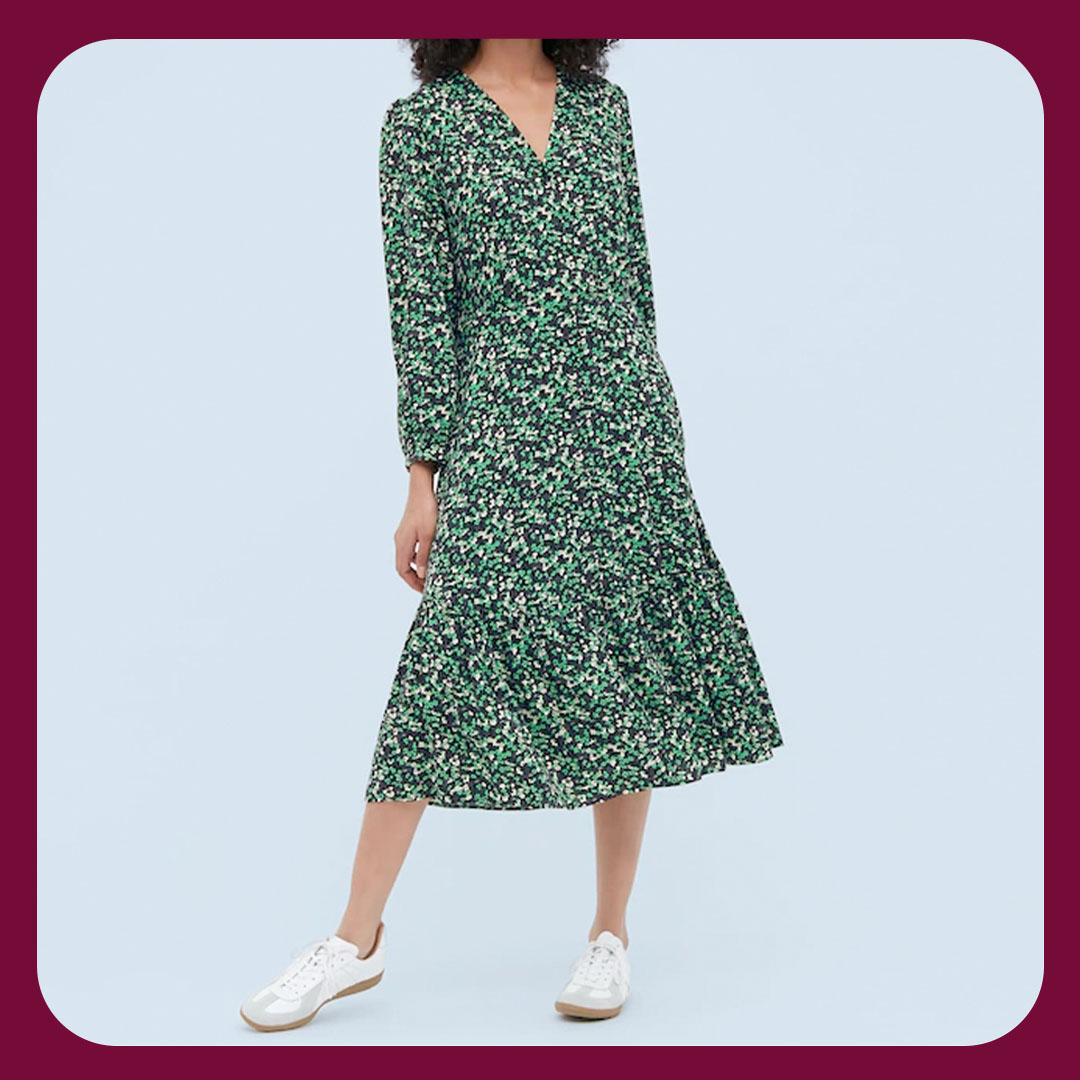 Uniqlo Printed V-Neck 3 4-Sleeve Flare Dress