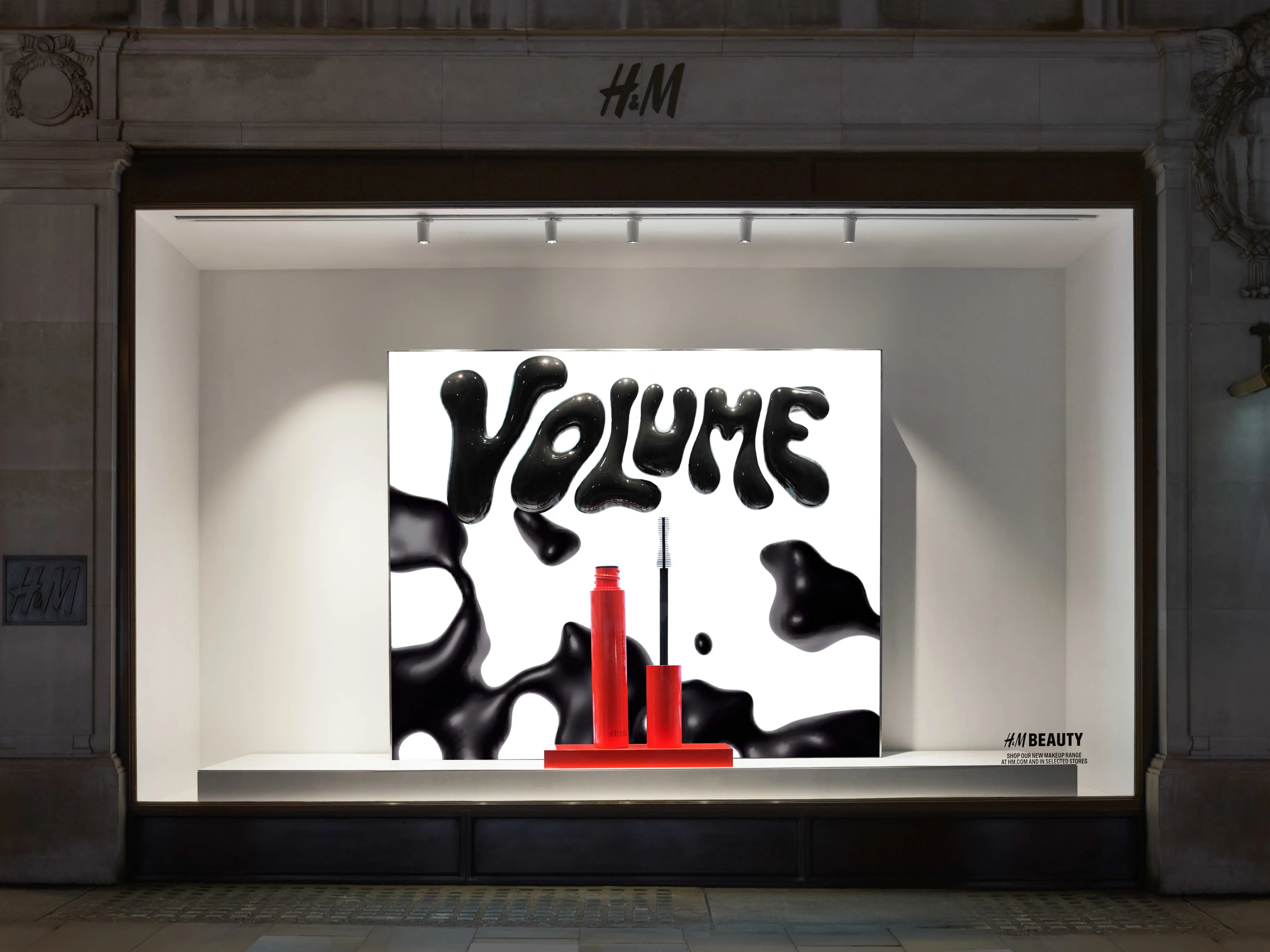 H&M Beauty, windows
