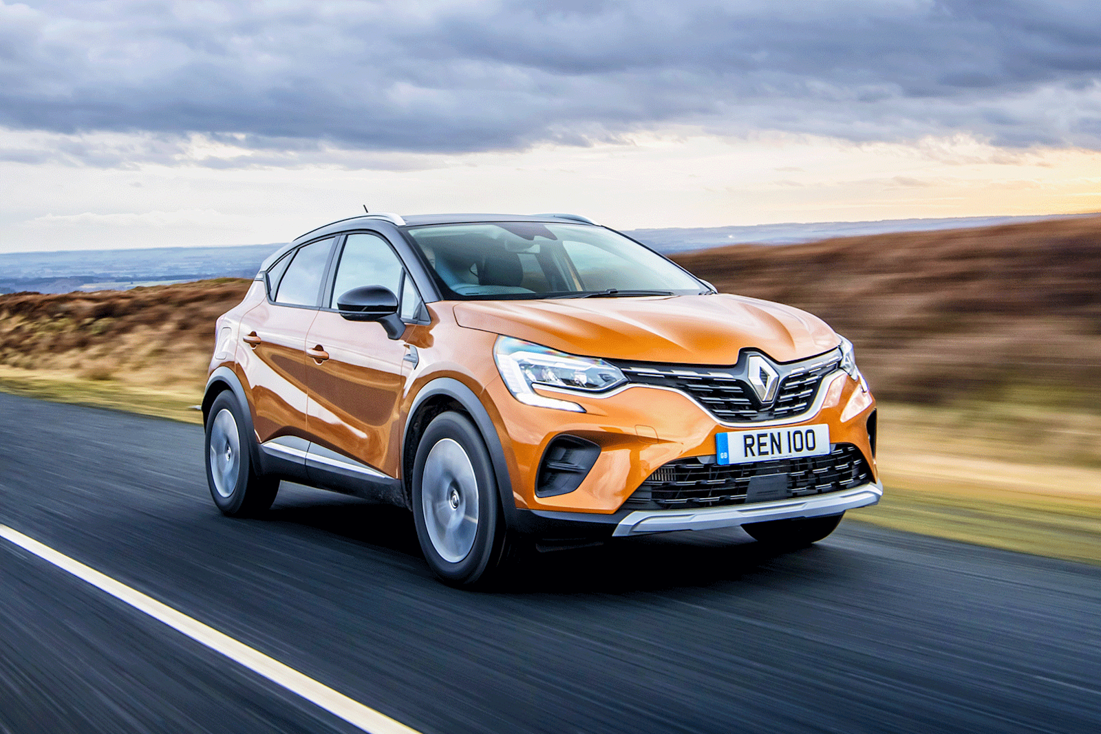 Renault Captur in bronze