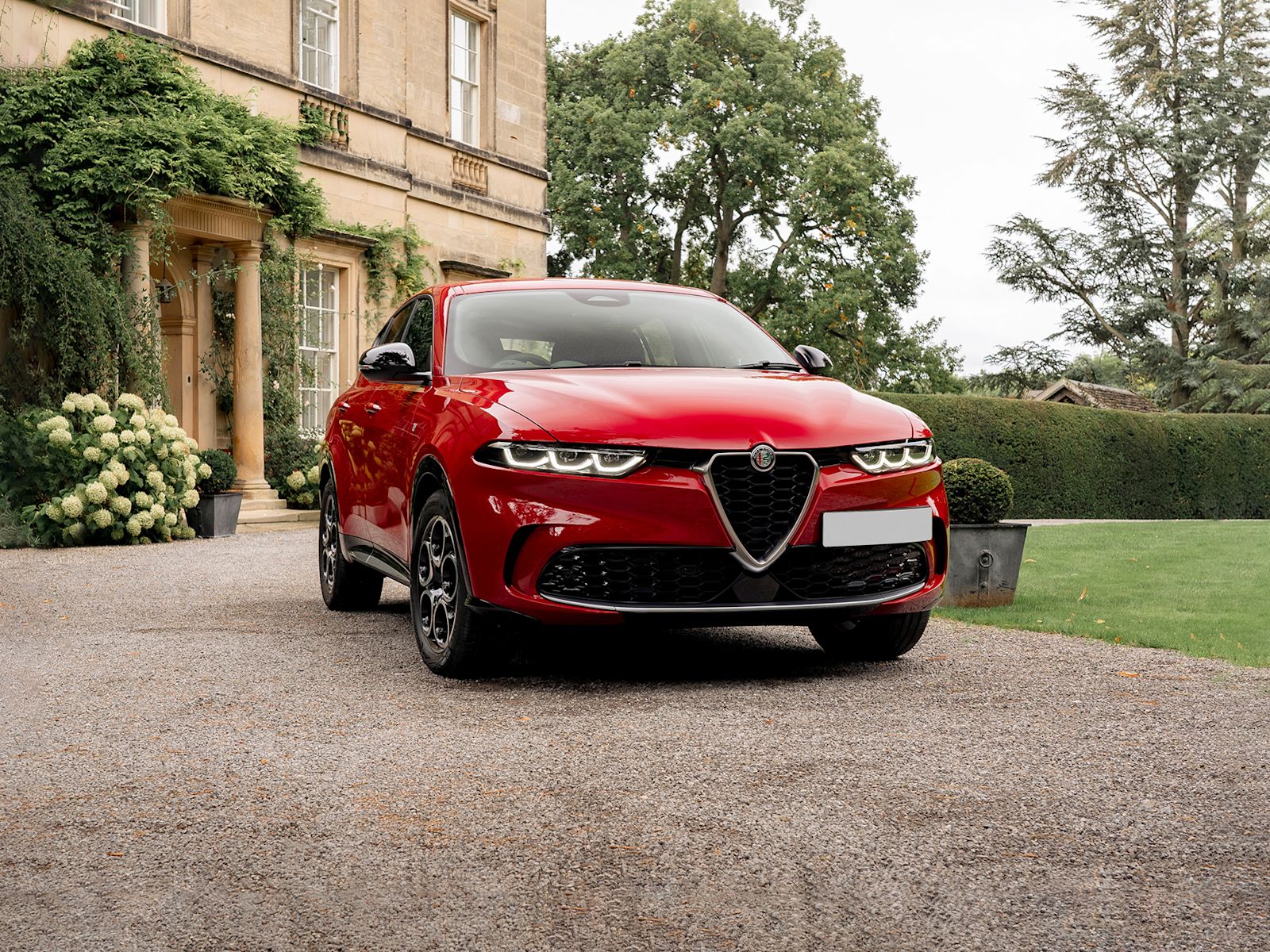 Red Alfa Romeo Tonale car