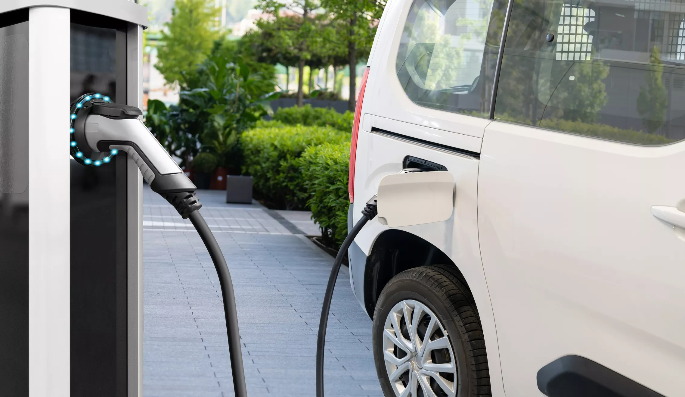 Electric WAV on charge