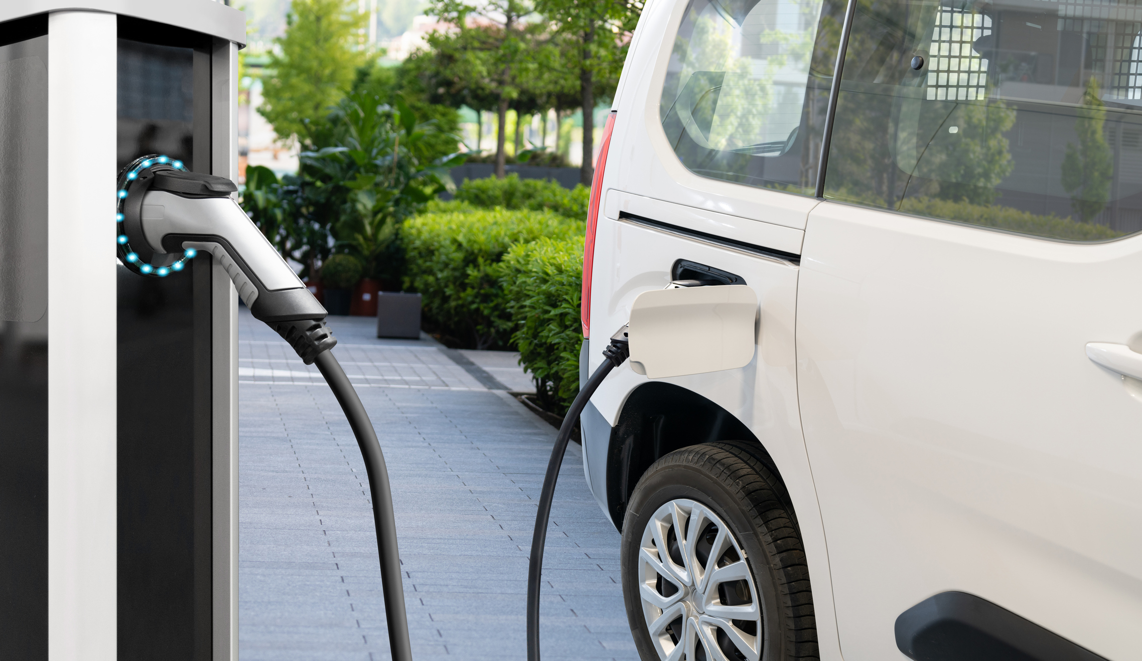 Electric WAV on charge