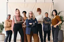 Foto: Weltfrauentag - Rights. Justice. Action. For ALL Women and Girls. Rechte. Gerechtigkeit. Handeln. Für ALLE Frauen und Mädchen