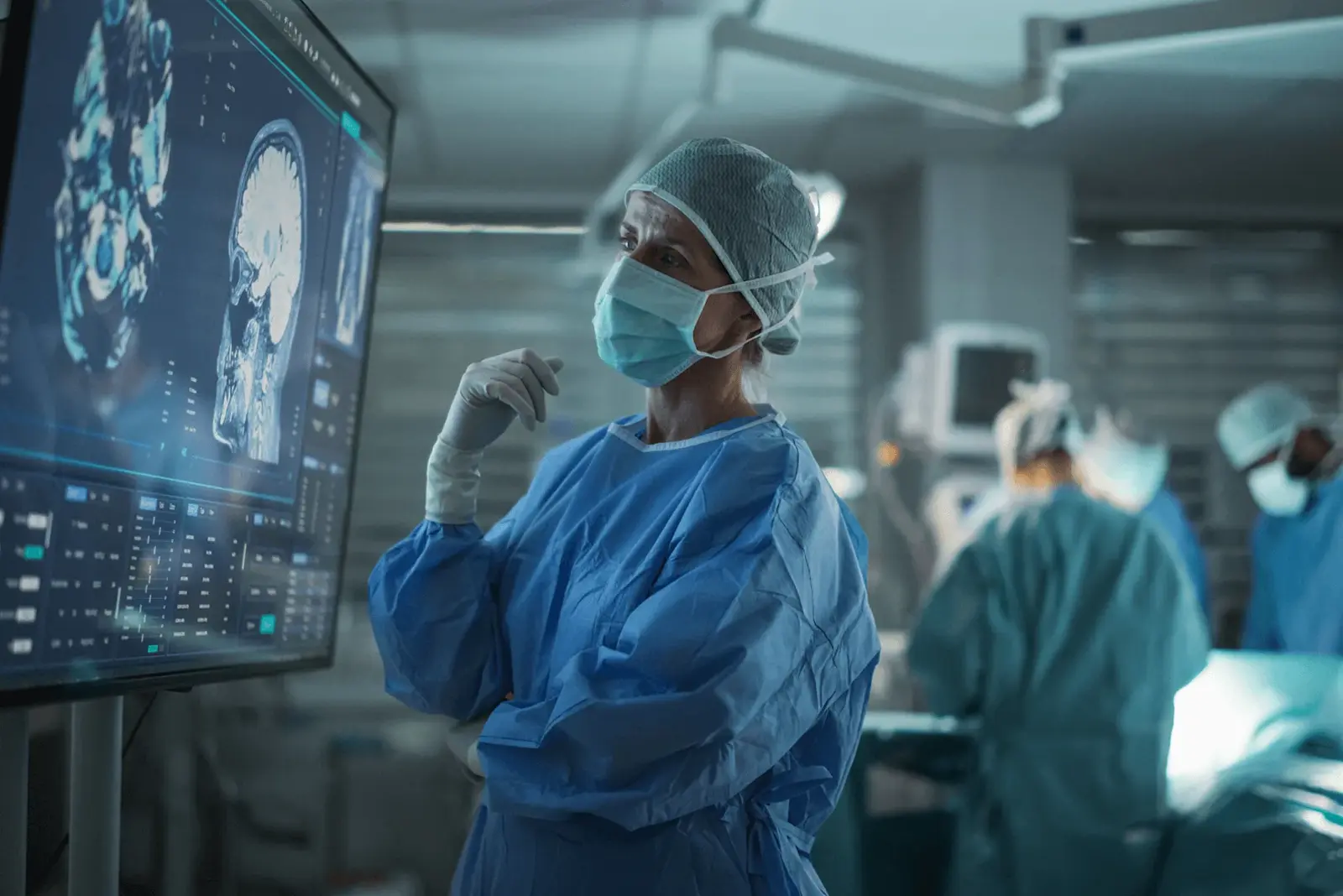 Foto: Ärzte während der Operationen.