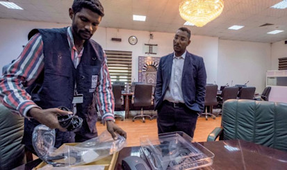 UNDP donates teleconferencing equipment to government of Sudan