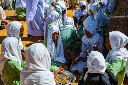 School feeding programme in Sudan