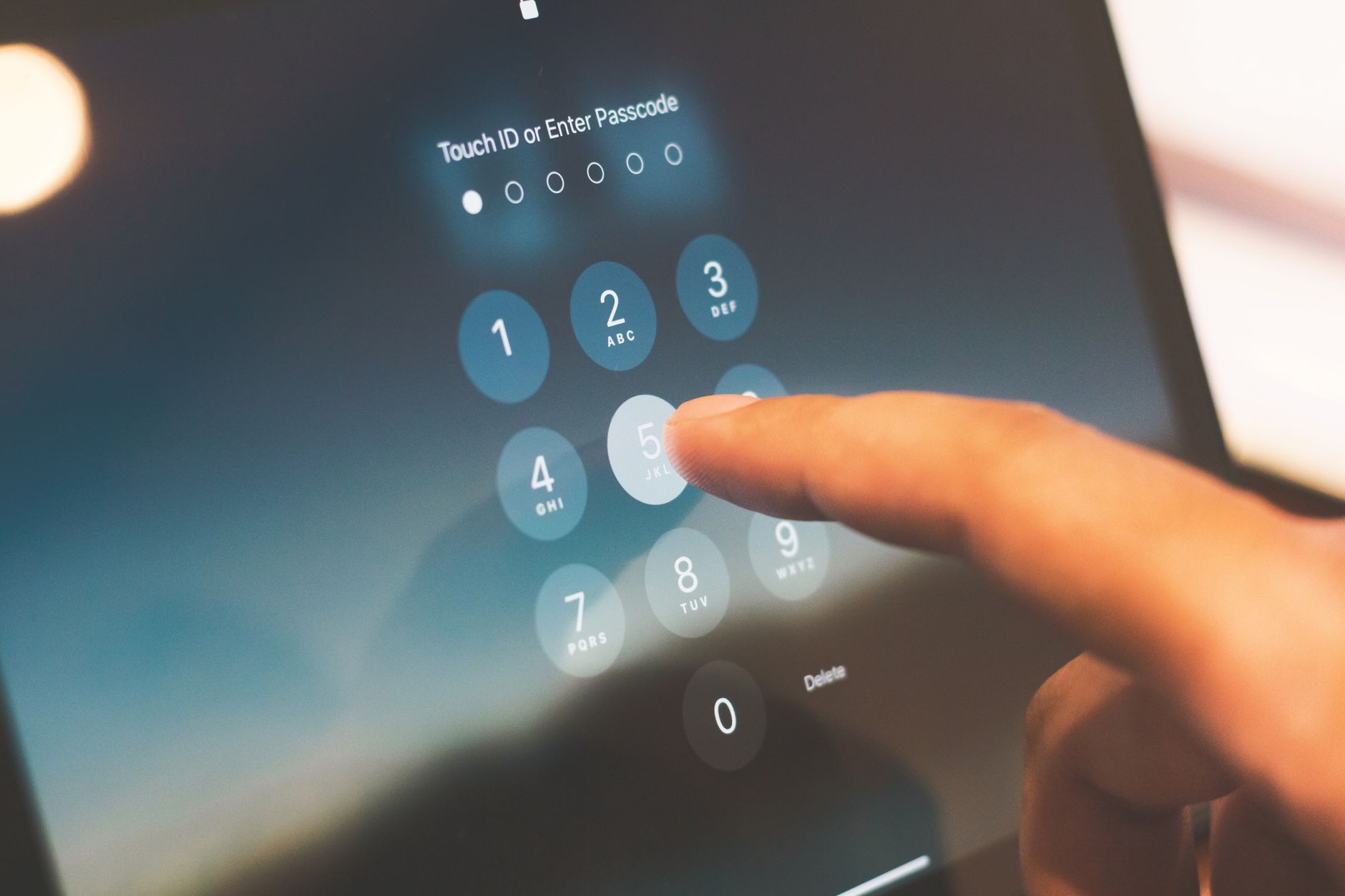 Stateless at Scale: Mobile Authentication Done Right insight thumbnail