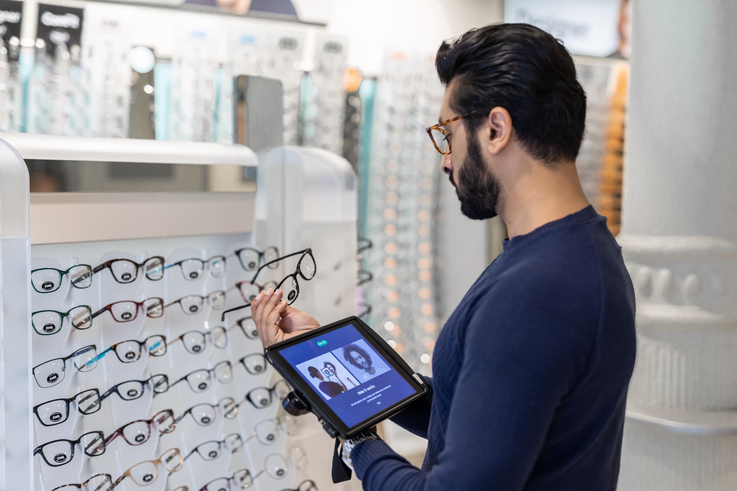 Specsavers — in-store Frame Styler