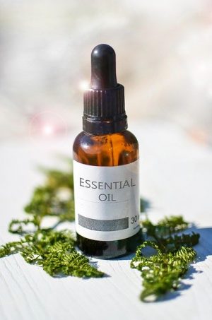 essential-oil-for-reed-diffusers-300x453