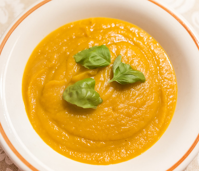 Dos verduras naranjas que ofrecen nutrientes clave para el organismo.