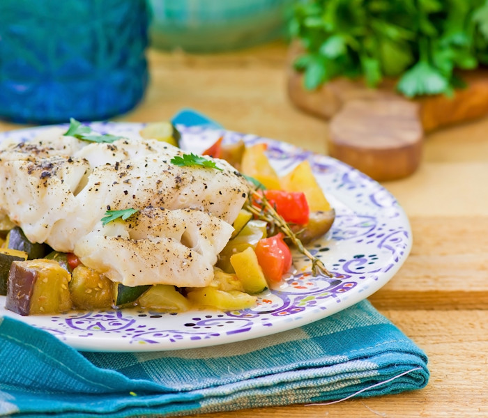 Bacalao sobre patatas