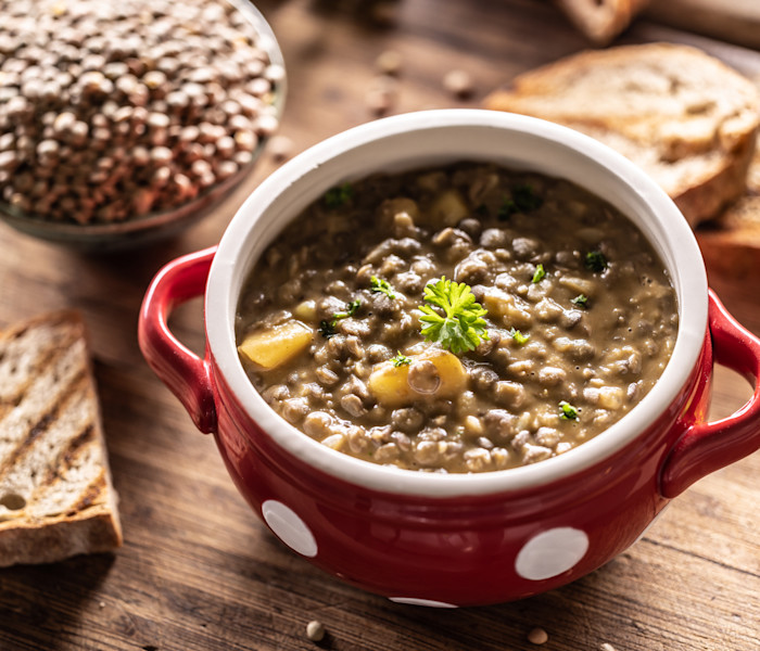 Un plato que contiene nutrientes esenciales con el sabor que logran las recetas de las abuelas.