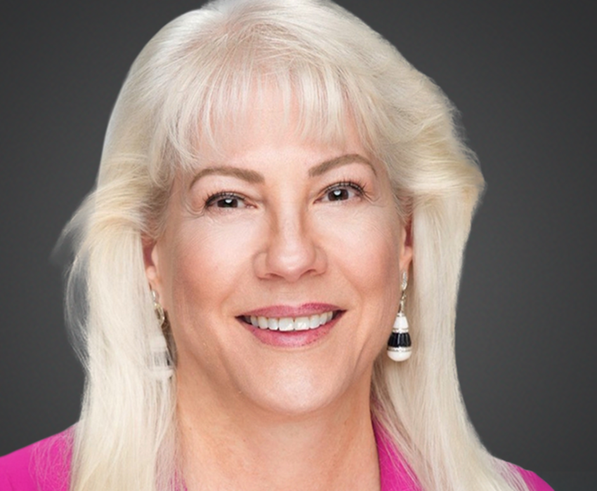 Dr. Maria Azua Himmel