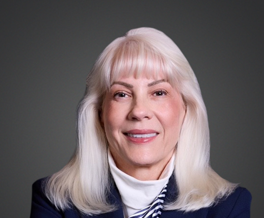 Dr. Maria Azua Himmel