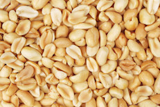 Son fuente de vitamina E y ácidos grasos Omega 3, ingredientes vitales para la salud ocular. La primera ha demostrado retrasar la aparición de cataratas y degeneración macular relacionada con la edad, mientras que los bajos nieles de ácidos grasos se vinculan con un mayor daño en los vasos sanguíneos oculares, lo que desencadenaría en ceguera.