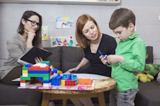 Realidad: incluso los niños pequeños pueden presentar señales de advertencia tempranas que son una inquietud sobre su salud mental. La mitad de los trastornos evidencian síntomas antes de los 14 años. La asistencia temprana en salud mental puede ayudar a los niños antes de que los problemas interfieran con su desarrollo.