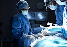 Cuando se aplica localmente, eliminaría rápido la infección de una herida y facilitaría la cicatrización de incisiones quirúrgicas profundas, aún con infección. También puede promover la cicatrización en heridas infectadas que no responden a la terapia convencional y usarse con éxito en injertos de piel, incluso si están infectados.