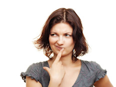 Ante la duda, hay que hacer el tratamiento de factor. Si una persona con hemofilia ha sufrido una lesión o cree que está teniendo una hemorragia, primero hay que realizar el tratamiento y después hacer las pruebas de diagnóstico. Al aplicar el factor de coagulación se deben tratar las venas con cuidado ya que son conductos vitales para los enfermos de hemofilia. 