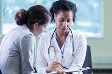 Nunca dejes de lado tus pruebas médicas y exámenes preventivos porque "no tienes tiempo" o "tienes cosas más importantes que hacer". Se trata de tu vida y de tu salud. Tu cuerpo tiene que estar en buenas condiciones para acompañarte en la maravillosa aventura de tu vida.