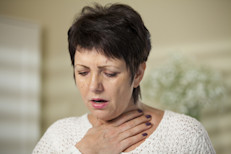 This sign can appear before or at the same time as chest pain. According to experts, this symptom is more common in women, as they are more likely than men to experience difficulty breathing.