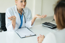 La enfermedad afecta aproximadamente al 10% de las mujeres en sus años reproductivos, de acuerdo con la Fundación Americana de Endometriosis (EFA, por su sigla en inglés). Pero, a pesar de que se ha investigado mucho sobre esta afección, todavía se desconoce qué la causa.