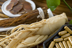 Panax ginseng is a plant that is widely used in traditional Chinese medicine. Its root contains compounds called ginsenosides, which have antioxidant and anti‑inflammatory effects. Panax ginseng is often pointed to as a good option for improving longevity, promoting cognitive function, and relieving fatigue. 