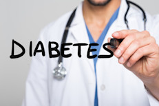 Distintos estudios encontraron que las bananas son ricas en pectina, un nutriente que ayuda a las personas con diabetes a mejorar la tolerancia al azúcar. Esto se debe a que ralentiza la absorción de glucosa en el torrente sanguíneo, efecto que también puede traducirse en pérdida de peso, dado que favorece que el páncreas segregue glucagón, hormona encargada de quemar la grasa corporal.