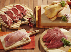 Ahora que ya sabes cuáles son las mejores opciones de proteínas para tu cuerpo, piensa cuál debes consumir. Igualmente, no te hará daño si de vez en cuando consumes carne roja, pero siempre asegúrate de que sea de buena calidad, aconseja la Revista del Consumidor del Gobierno de México.