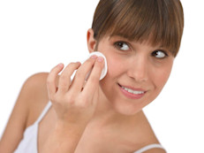 Academia Americana de Dermatología; Dermatóloga Dra. Raquel Coronel; Academia Americana de Médicos de Familia y Biblioteca Nacional de Medicina de EE.UU.