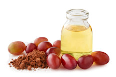 A menudo se promociona como un "antihistamínico natural". Sin embargo, una investigación demostró que tomar 100 mg de extracto de semilla de uva 2 veces al día durante 8 semanas antes de la temporada de la ambrosía NO disminuye los síntomas alérgicos y puede causar efectos adversos como reacciones alérgicas, malestar estomacal, indigestión, náuseas, vómitos, tos, boca seca, dolor de garganta, infecciones y dolor de cabeza.