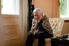 Again, this symptom occurs more frequently in women. Jaw pain can be accompanied by swelling of the face.