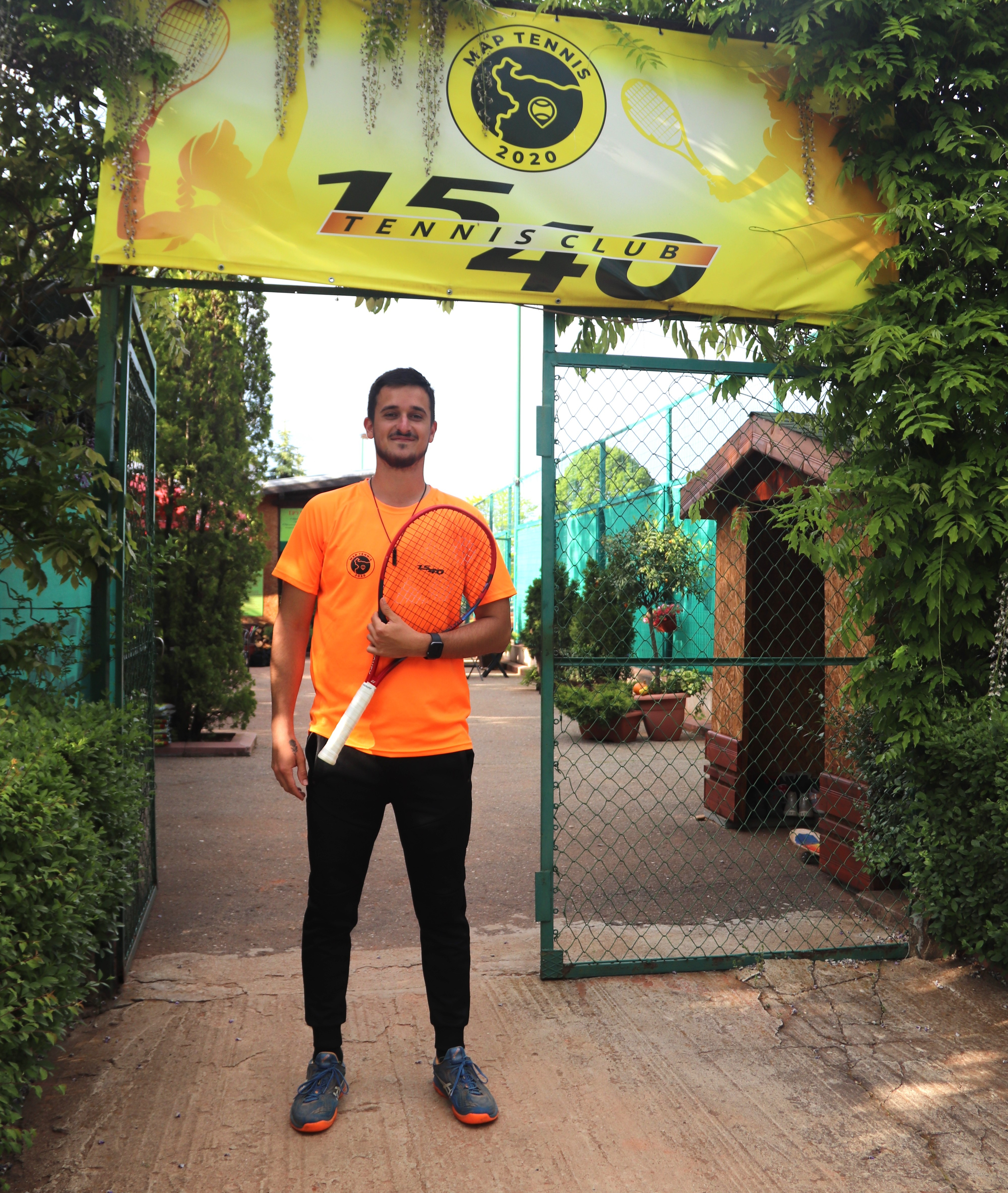 Михаел Михайлов