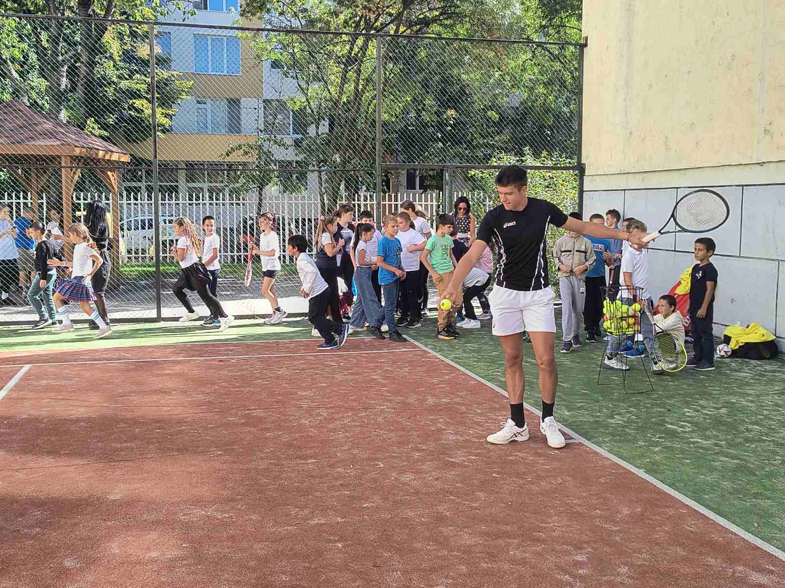 Александър Василев училище